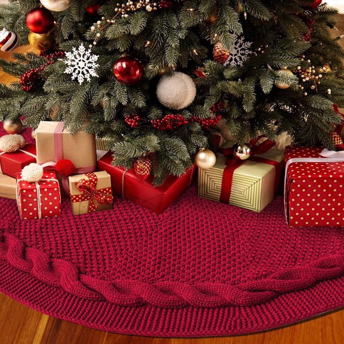Red and White Christmas Knitted Tree Skirt